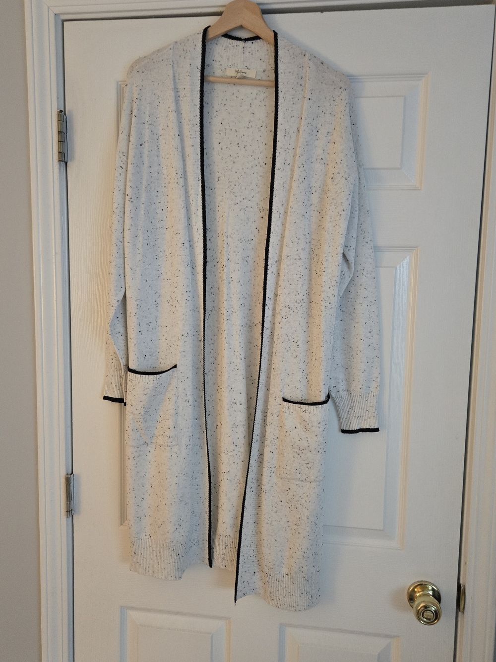 Open-Front Long White Cardigan Sweater with Black Trim